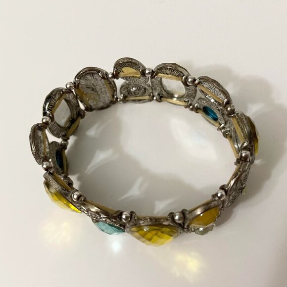 Vintage Elastic Bracelet 8 Inch Long Jewelry - Picture 6 of 16